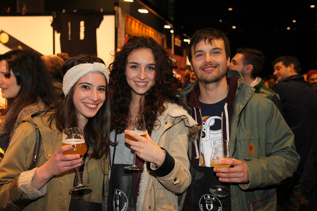 festeggiamenti con la birra
